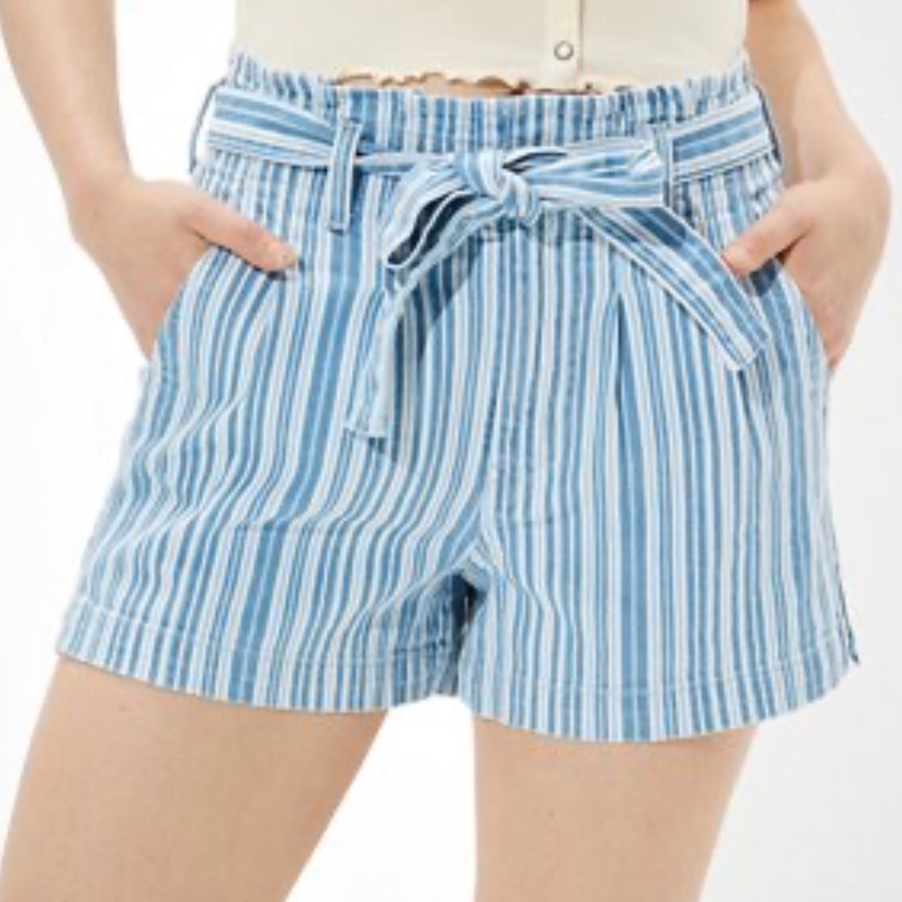 American Eagle Paperbag Denim Mom Short